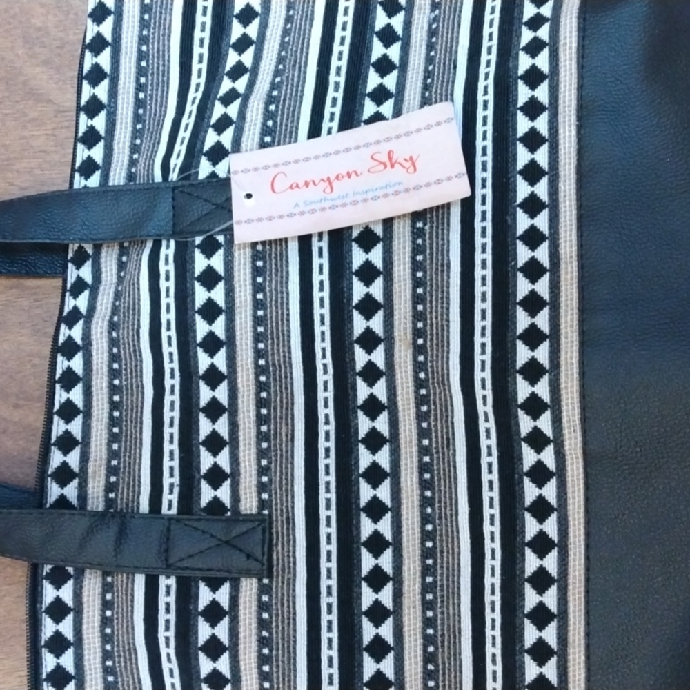 Canyon Sky Bag New with Tags - Picture 2 of 7